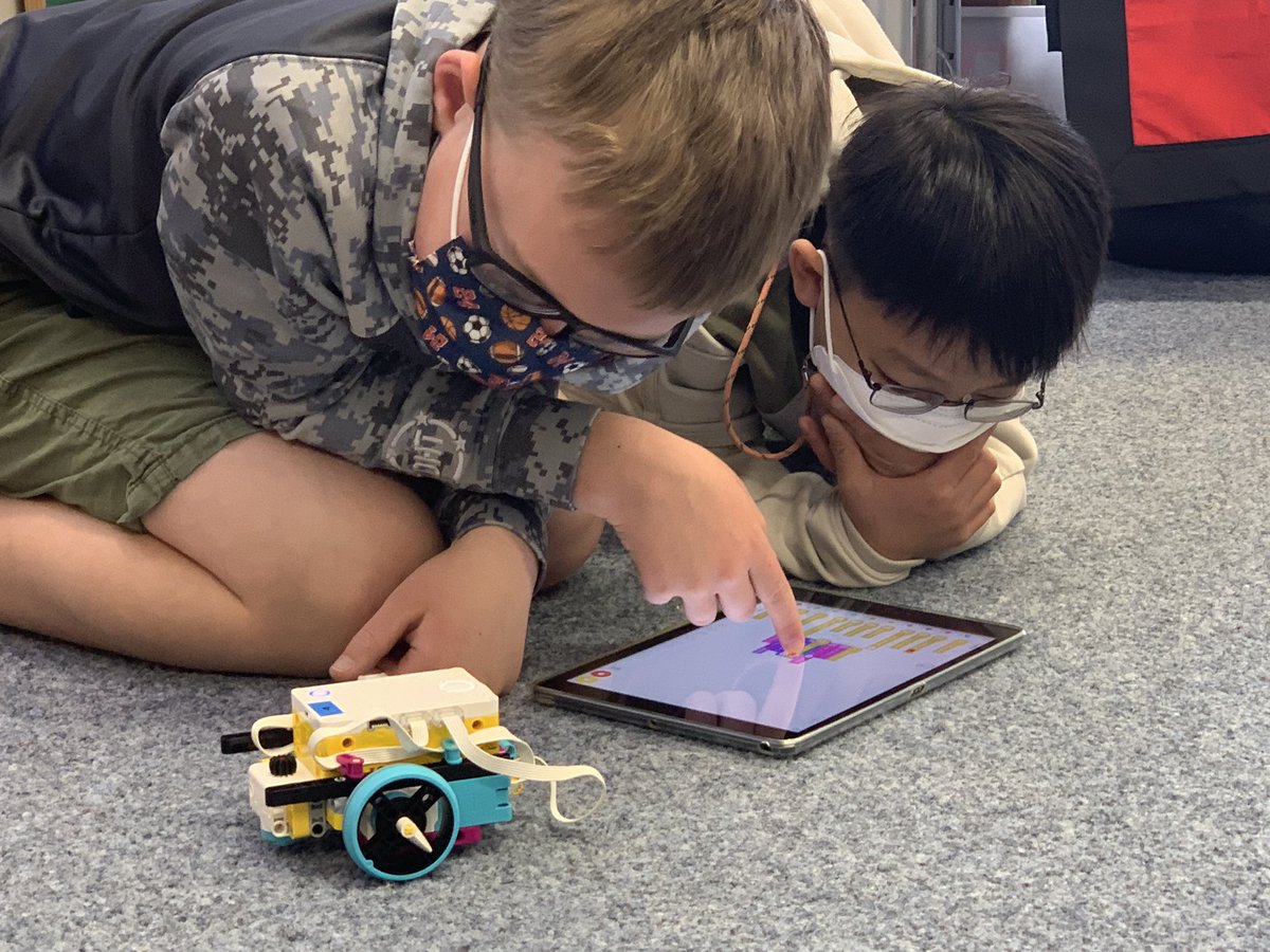 jamie_stark's tweet image. Lots of excitement & curiosity in Grade 3 @FIS_School as we introduce @LEGO_Education #SpikePrime into our Forces unit. Todays focus is on #pairedprogramming and understanding how to drive their robot. #edtech #pypchat #ISTEcert #edutwitter #computationalthinking