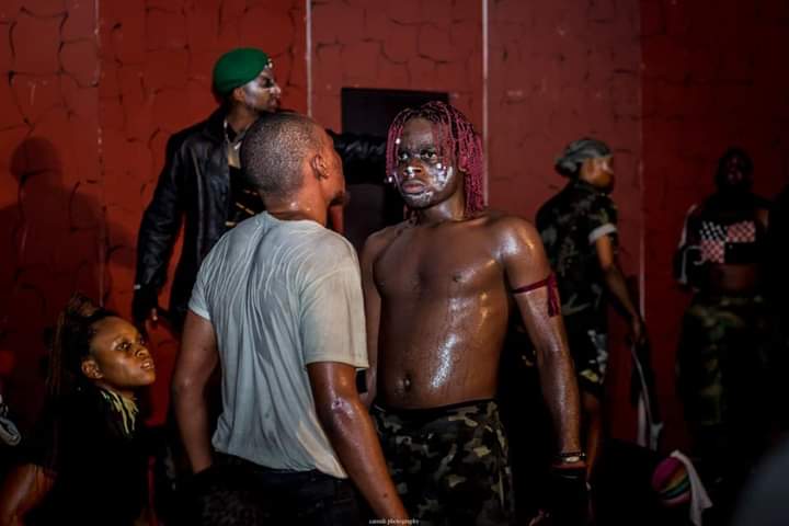 DaiCreativeClan's tweet photo. You cannot love🧡💕 theatre, drama, and entertainment, and not be following us and our performance partners, @Active_Playhous . O wrong nau!
Images from Active Playhouse's 'THE STRUGGLE', created &amp; directed by @KpodohD 

#Bolobolo #BoloboloStageDrama #Terrorists #NGAGHA https://t.co/4vgWHw3CkB