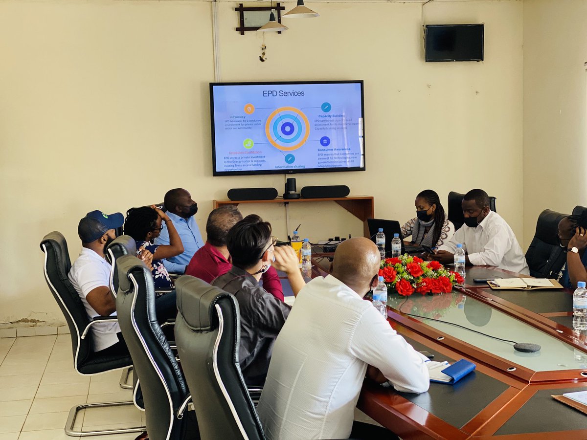 epd_rwanda's tweet photo. Happening: EPD together with E-Mobility companies come together to form an organized Sub sector that will have a one strong voice and develop this sector in Rwanda.

@RwandaInfra @ShellFoundation @AmpersandMotor1 @RDBrwanda @PSF_Rwanda https://t.co/wMFyvodSmO