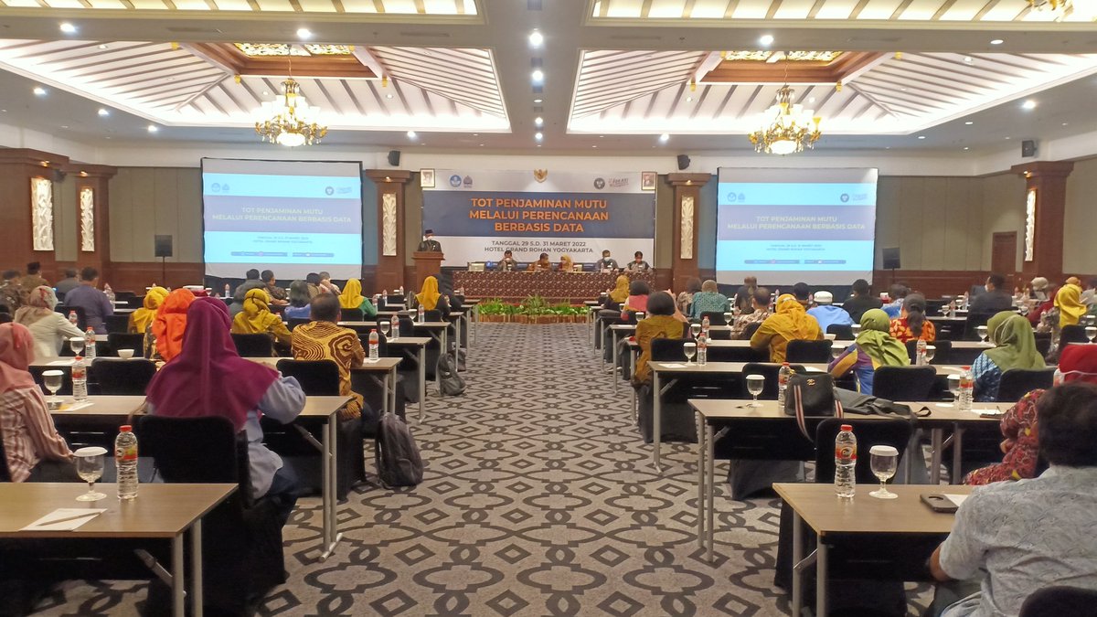 bbppmpvsb's tweet photo. TOT Penjaminan Mutu melalui Perencanaan Berbasis Data, 29 s.d. 31 Maret 2022, Hotel Grand Rohan Yogyakarta
#penjaminanmutu
#smk
#seni
#industrikreatif https://t.co/0CX4dDUeFu