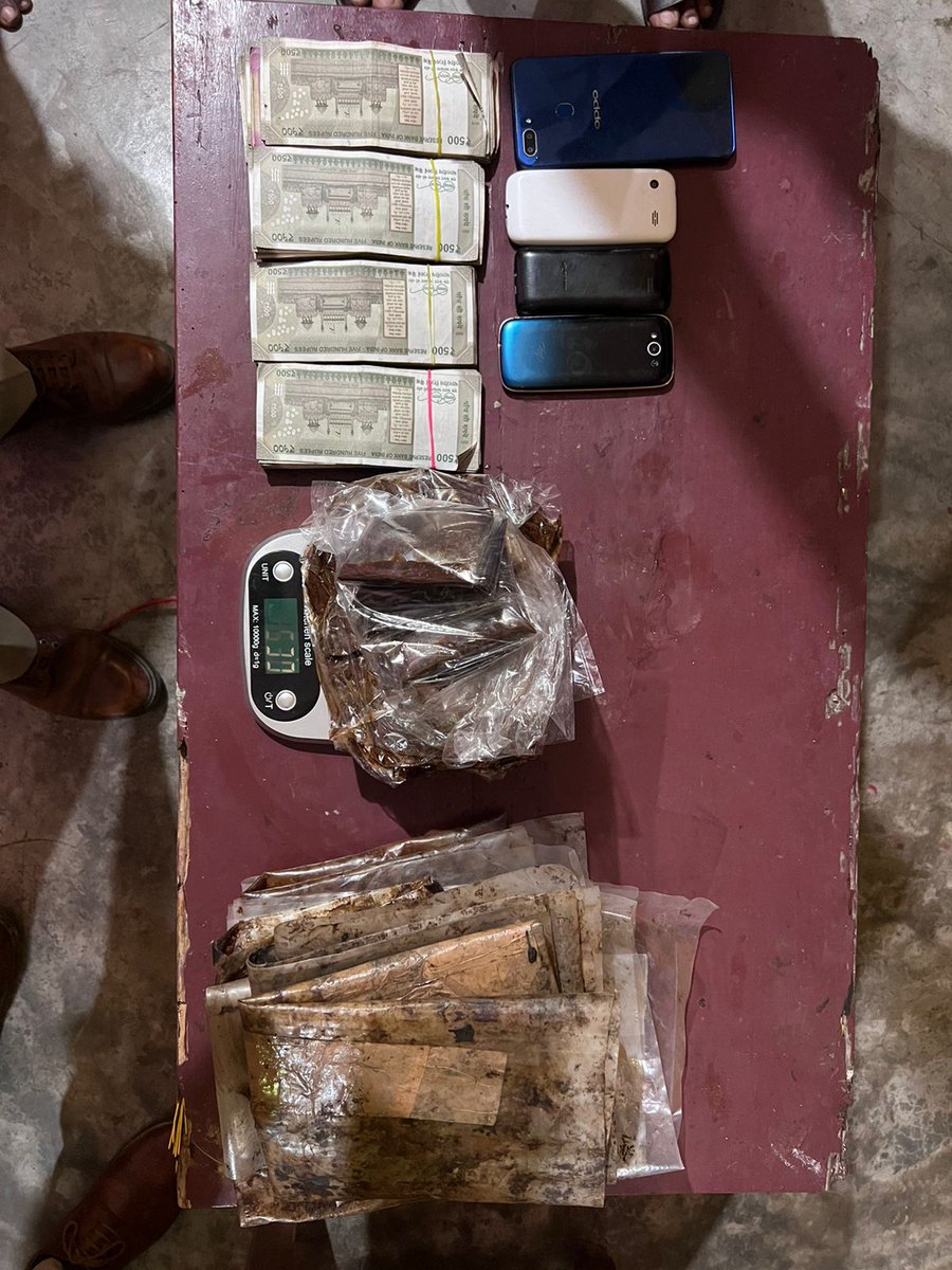 DGPAssamPolice's tweet photo. This is not a cat and mouse game, rather this is a game of will/determination/resolve.

And we are here to WIN!

In last 5 days itself, @assampolice has seized illegal drugs worth more than Rs. 20 Crores from across the state.
@himantabiswa
@CMOfficeAssam https://t.co/oxWaosQDDF