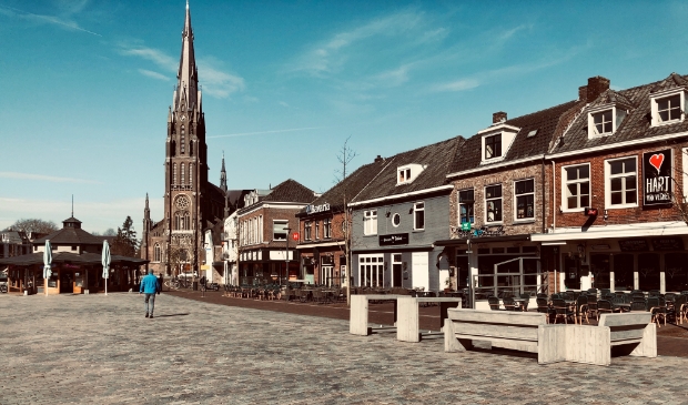 Veghelse jongen (19) mishandeld op de Markt: ‘Hij zat helemaal onder het bloed’ -  kliknieuws.nl/regio/stadskra…