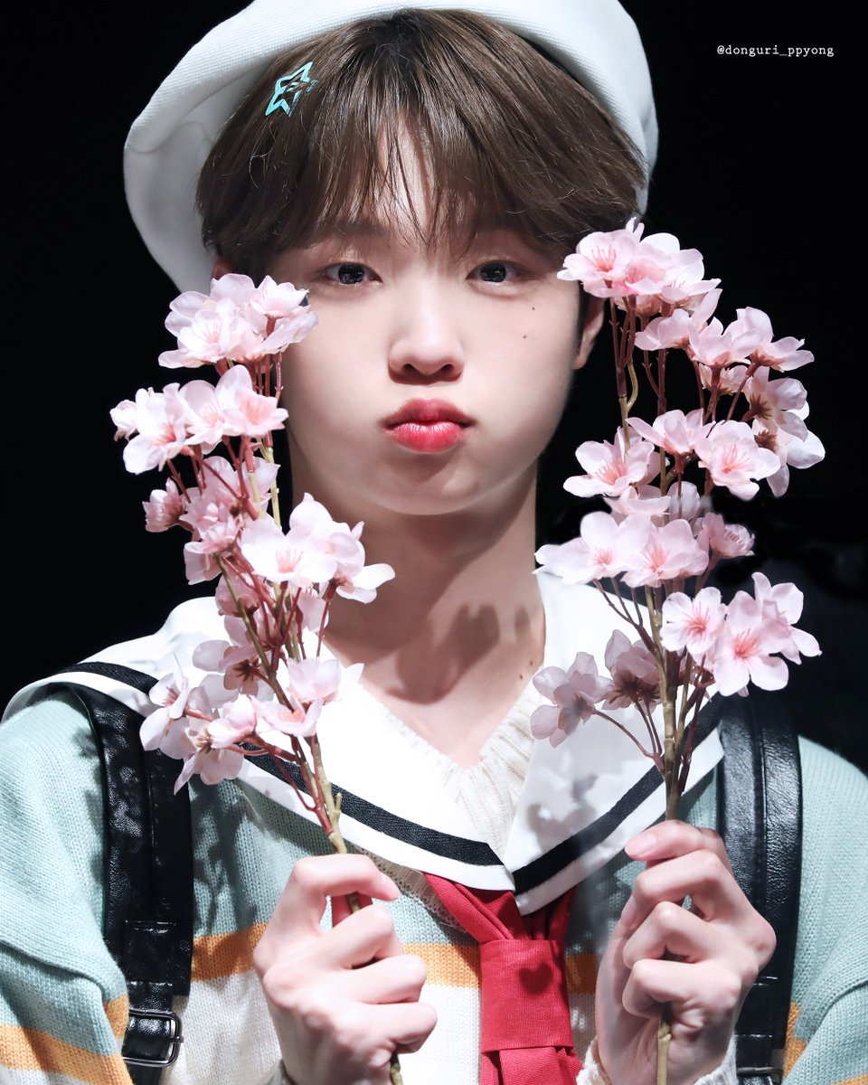donguri_ppyong's tweet photo. 220326 위드드라마 팬싸 ❤️03❤️

🌸 예뿌 ❤️ 

#손동표 #동표 #DONGPYO 
#손동표_평생_사랑해 
#미래소년 #MIRAE https://t.co/QCkD4AlZtc
