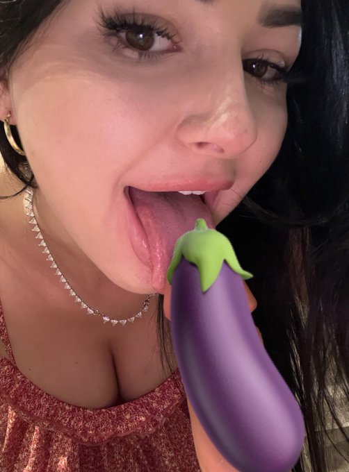 Sending out this video right now

https://t.co/fjgXCSQkBJ https://t.co/f4bADjzv0V