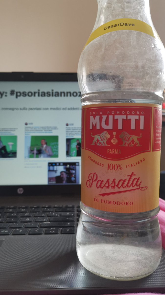 Davide Cesario (@cesardave_) on Twitter photo Sorso d'acqua per <a href="/lucarallo/">Luca Rallo</a>,
non posso fare a meno di notare la sua borraccia.
La mia borraccia è differente.
#SMM22 Sorso d'acqua per <a href="/lucarallo/">Luca Rallo</a>,
non posso fare a meno di notare la sua borraccia.
La mia borraccia è differente.
#SMM22