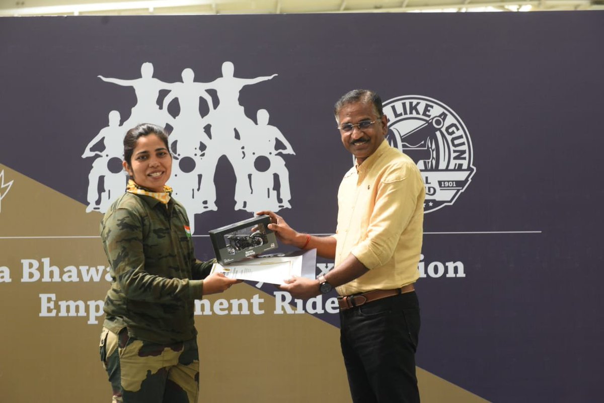 SeemaBhawaniBSF's tweet photo. BSF Seema Bhawani Shaurya Expedition Empowerment Ride 2022 successfully concluded an incredible journey of 5280 kms from New Delhi to Kanyakumari today. @royalenfield organized a special felicitation ceremony at its Vallam Vadagal facility near Chennai. 
#SeemaBhawani https://t.co/h4bct6lObt