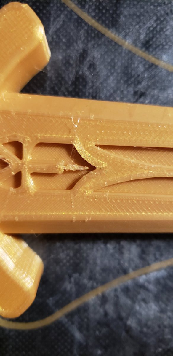 BitSizedBuilds's tweet photo. Can you take a guess at what we made? #question #3Dprinting #gold #mystery #answer #creality https://t.co/Ktx8aUZ9KO