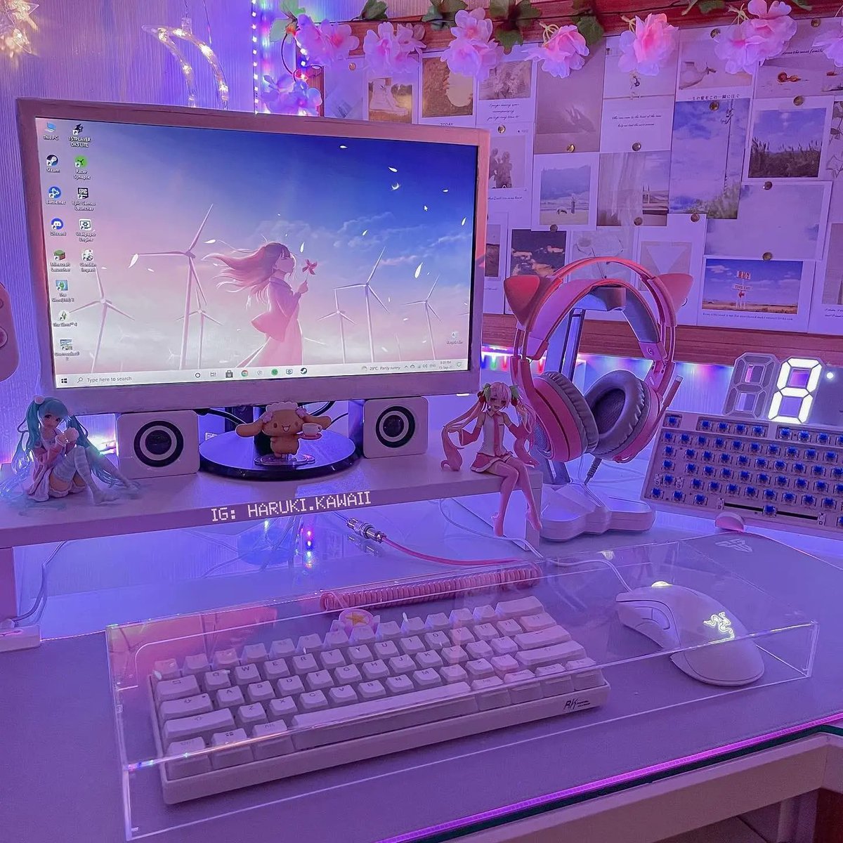angeerkitchen's tweet photo. 🌸🌸🌸I loved your setup, too beautiful.🌸😭🌸 

🍭Follow @stogapink for more pink inspiratio

🌈Kawaii setup by @haruki.kawaii

🌸🌸🌸#stogapink #cute #keyboard #girlssetups #stogapink #stogatech #controller #pc #pcgame #pink #kawaiidecor #kawaiisetup #kawaiiroom #kawaiigaming https://t.co/OZmZM6yUpg