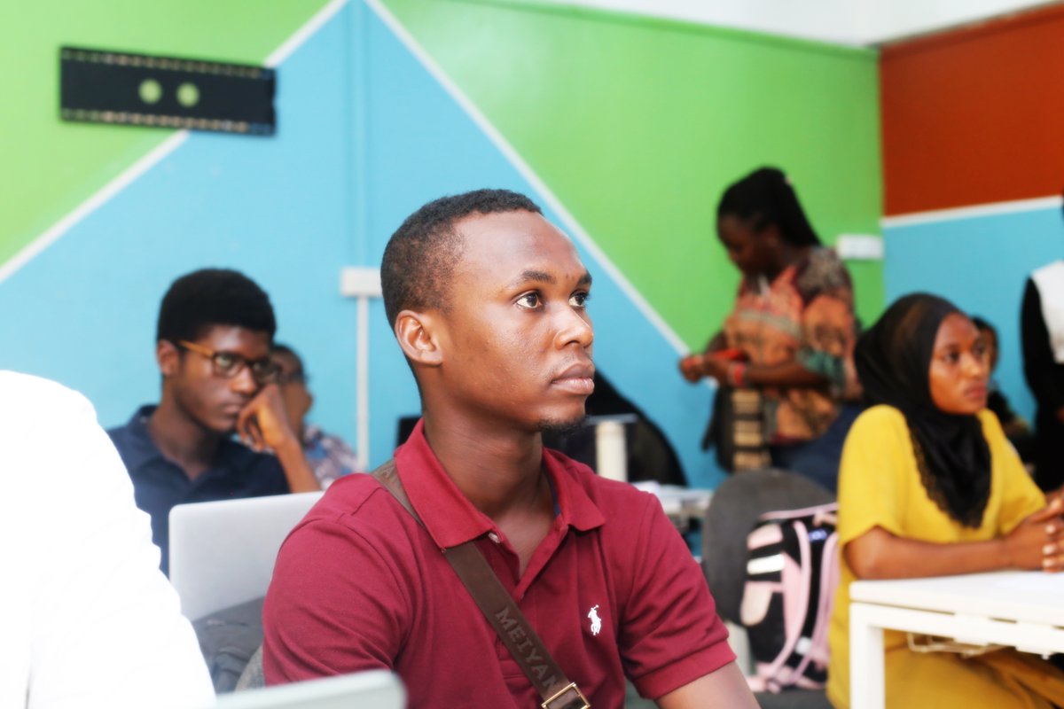 WhizzyAcademy's tweet photo. PreMEST DAY 1:
SOCIAL MEDIA MARKETING::

Yesterday’s session with Managing Lead Mr. Samuel Aboagye was mind boggling.

#whizzyacademy #premest #mastercardfoundation #socialmedia https://t.co/s3iPJX1e3O