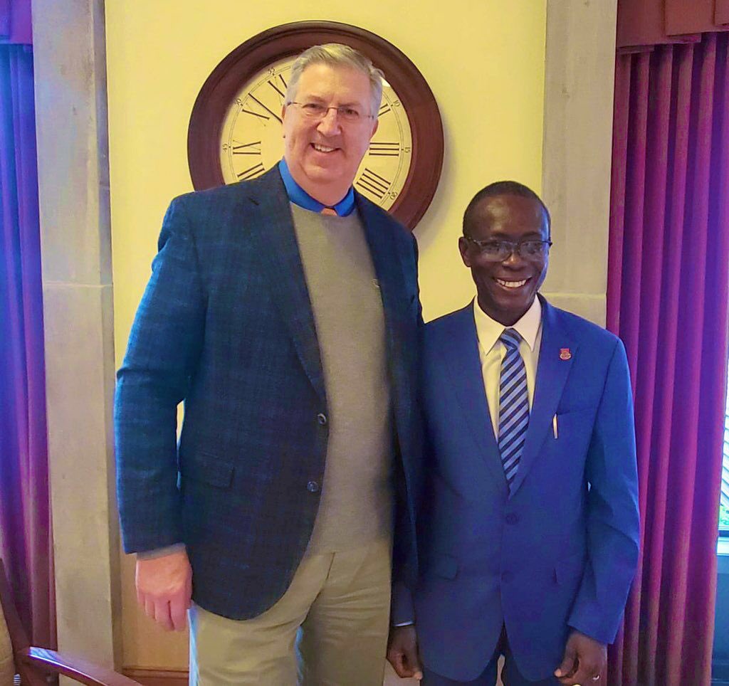 choicism's tweet photo. The Vice-Chancellor of University of Cape Coast, (UCC) Prof. Johnson Nyarko Boampong  has secured a partnership with Bucknell University in Lewisburg, Pennsylvania in the United States of America to establish a School of Engineering.
Credit: https://t.co/UeYW1w89Jg
#CapeVars https://t.co/NUkCAFDvoV