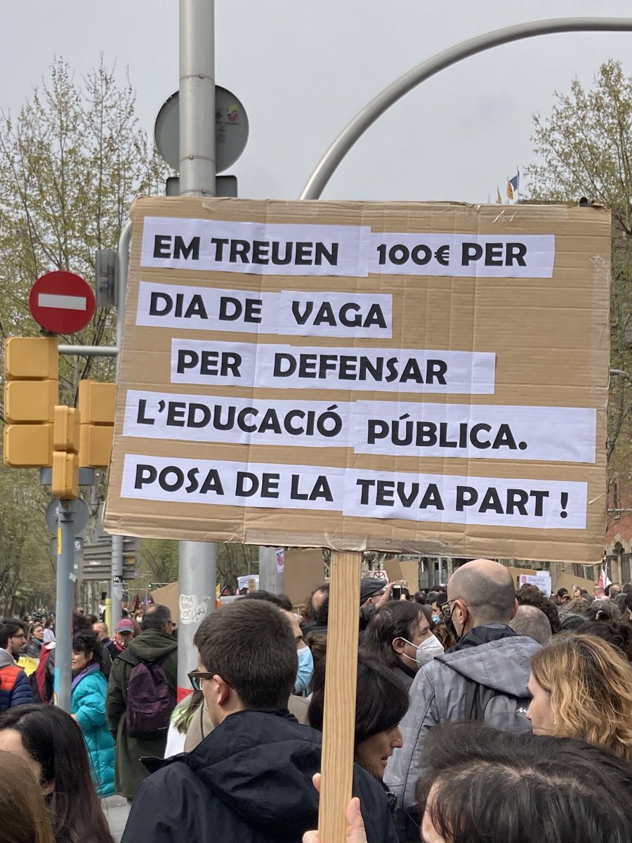 monparaiso's tweet photo. Pues eso 👇 #VagaEducació 🐿 https://t.co/YgU7toBOa1