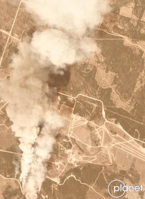 WED_explorer's tweet photo. π₯#Wildfires Burning in #Texas.
#CrittenburgComplex, Eastland Complex continue burning Monday.
Processed in π°@planet
#txfire #CrittenburgFire https://t.co/2DO9bqqg55
