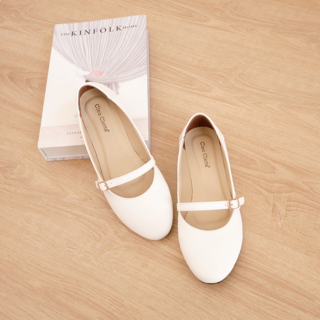 baranggcewe's tweet photo. flat shoes ✨

https://t.co/3hQBh0E4dY https://t.co/TbzkQdeH7V