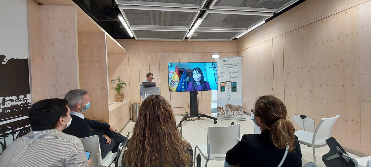 Live at the <a href="/bculinary/">BasqueCulinaryCenter</a> in the Cattlechain final event. <a href="/Isabelbombal1/">Isabel Bombal Diaz</a> DG of Rural Development, Innovation and Agrifood Training @mapagob is welcoming us today bringing relevant updates on innovation for a sustainable  food chain. Join us online now bit.ly/38er5wp <a href="/FIWARE/">FIWARE</a>