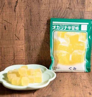ファミリーマートと学習帳がコラボ？「オカシナ学習帳(ぐみ・ちょこれーと)」が発売される！