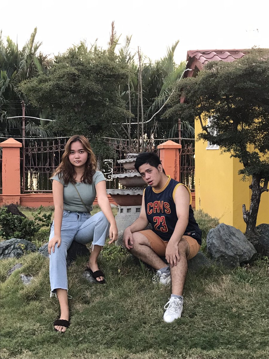 TheaCeleste's tweet photo. Happy 21st birthday beks!🥳 https://t.co/Re2jmHh7lQ
