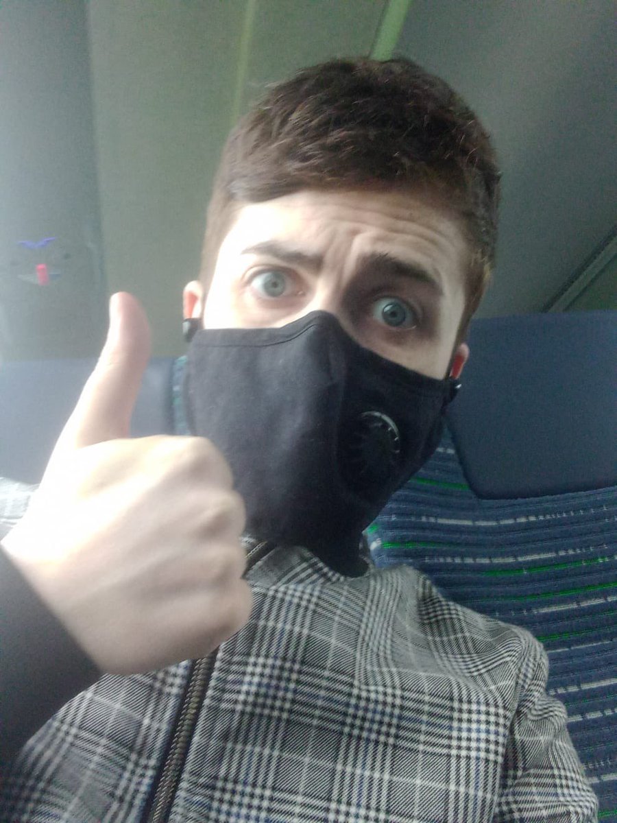 HowyaPodcast's tweet image. Which @HowyaPodcast host would win in the down a pint challenge 🍺 🤔

Comment below and let us know who is more thirsty for the sauce ! ✌️

@TheGaraShow @IrishGenesisTTV