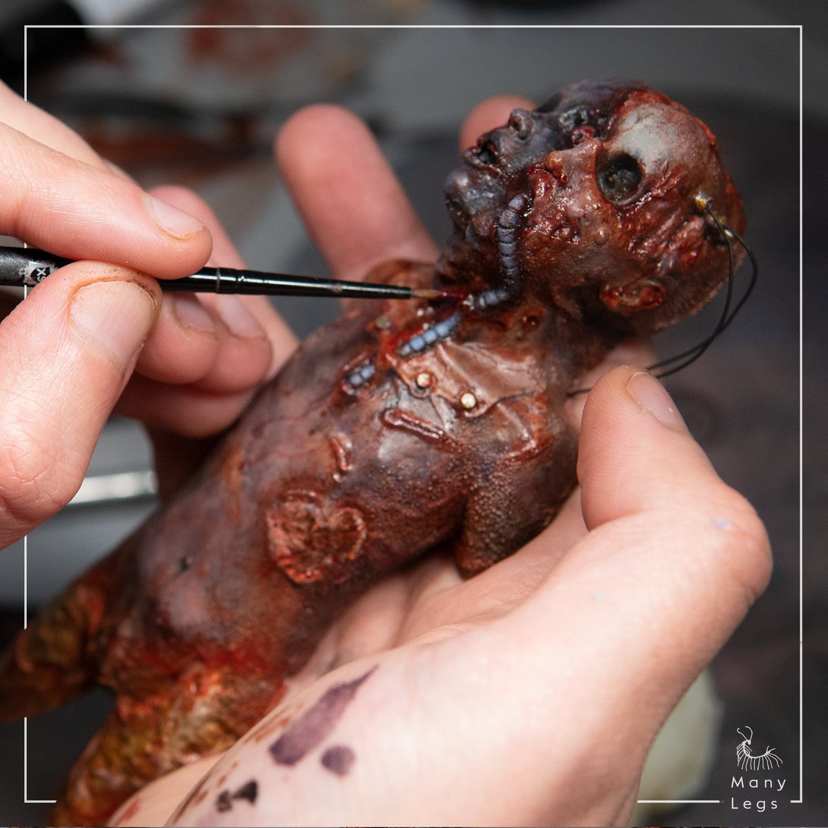 Many_Legs's tweet photo. A pic of the figurine I painted on Twitch last night. #darkart #darkartist #horrorartist #horrorart #twitchart #twitchstream https://t.co/GSv36g8dVs