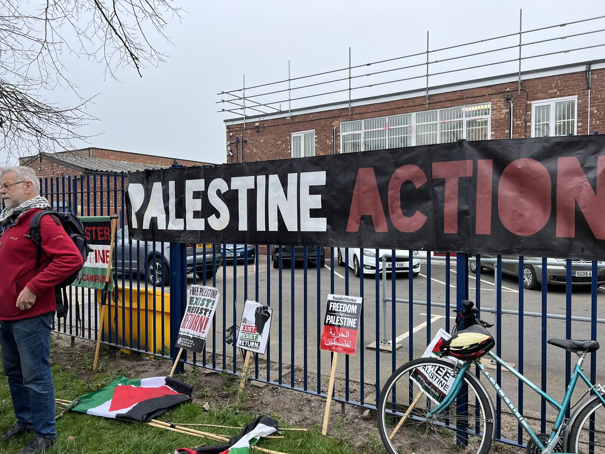 swilkinsonbc's tweet photo. Outside the gates of the israeli arms factory in Shenstone to make unwelcome the makers of death and destruction #ShutElbitDown https://t.co/qmNq9vDap2