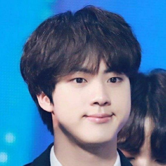 RMHANDCLAPPER's tweet photo. His little smile and this cat🥺 https://t.co/CbIDNGtUYx