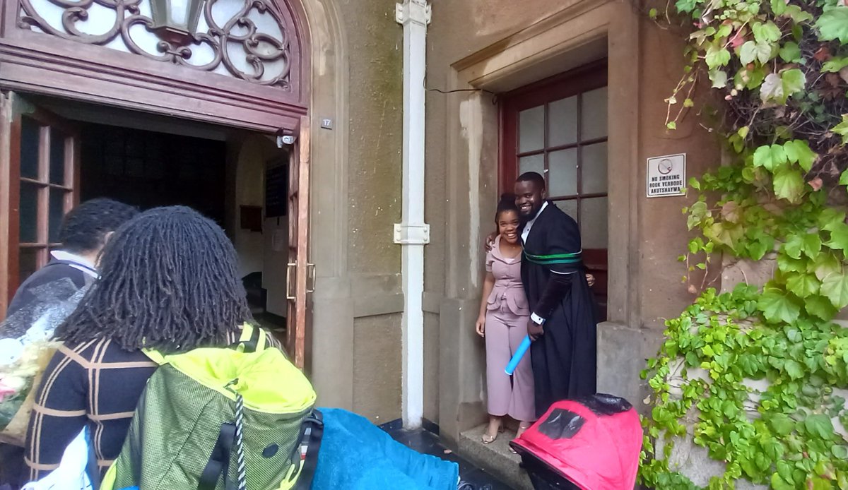 uctalumni's tweet photo. Wet, wet, wet! Come rain or sunshine the Faculty of Engineering &amp; the Built Environment continues with it graduation day. Here are some pictures from this morning's #UCTgrad2022 #UCTGraduation https://t.co/AB94CG07s5