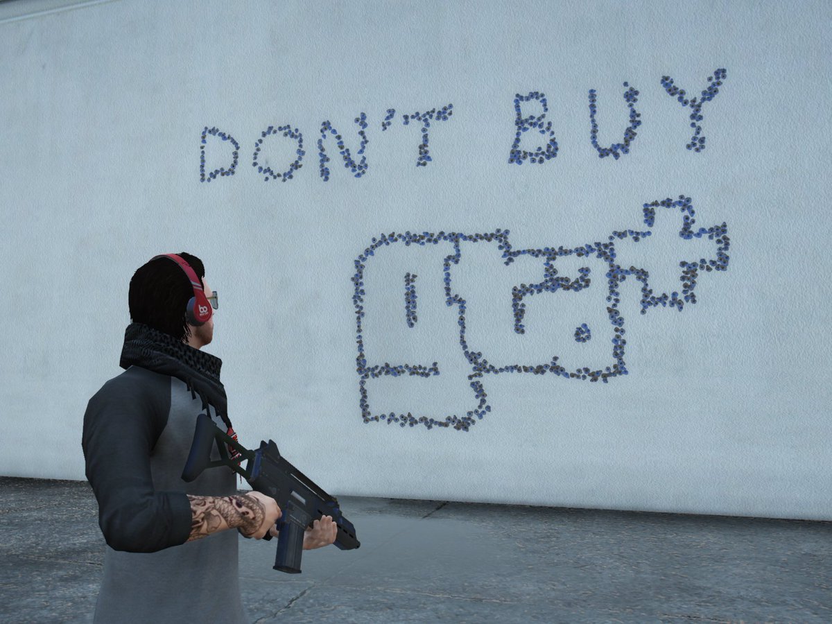 thebrickprince's tweet photo. Whoops, my finger slipped on the trigger https://t.co/EE9MtBfYJJ