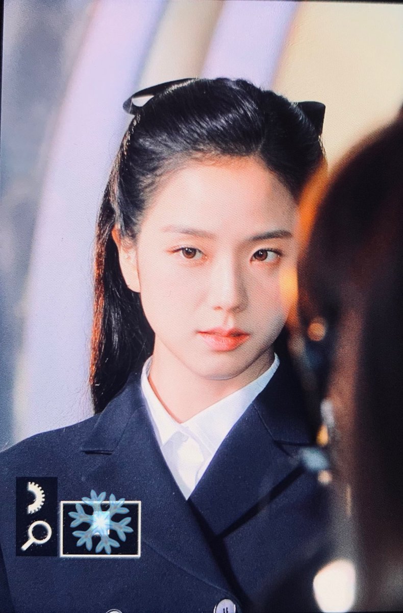 ғιrѕтѕnow❄️ tweet media