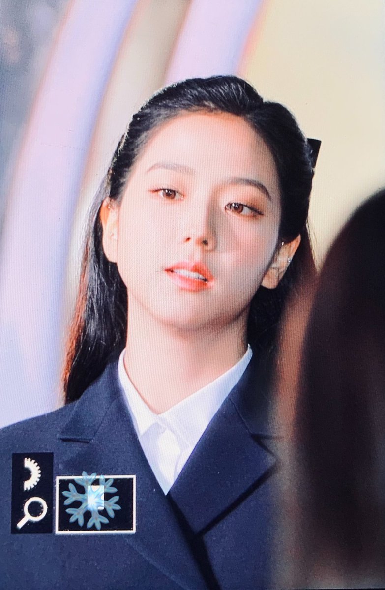 ғιrѕтѕnow❄️ tweet media