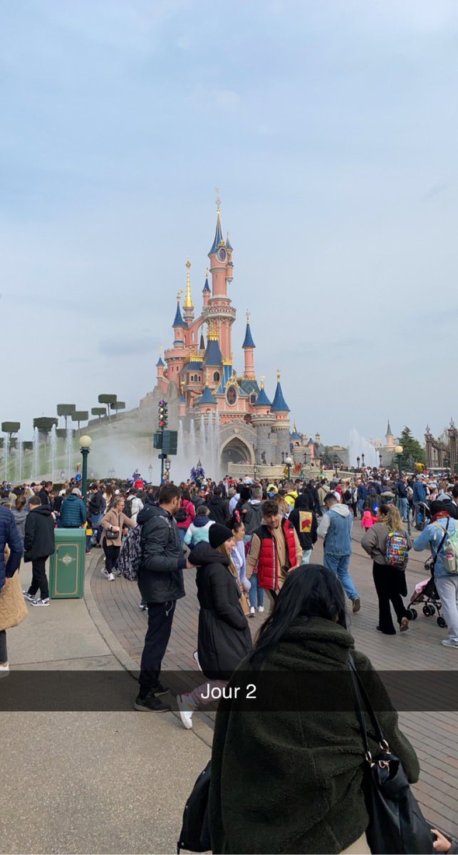 MatthieuSuissa's tweet photo. Jour 2 #DisneylandParis30 #DisneylandParis #Disney https://t.co/TEO6OlGbm4