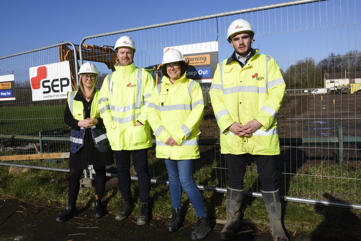 Livv_Homes's tweet photo. As part of @LivvHousing , Livv_Homes is developing 15 new affordable homes in Westvale, Kirkby, which will become a pilot in exploring the short to mid-term impacts of moving to a #NetZero development programme. 

Keep reading to find out more👉 https://t.co/Amx1ONuWRW https://t.co/q8aq32H0kE