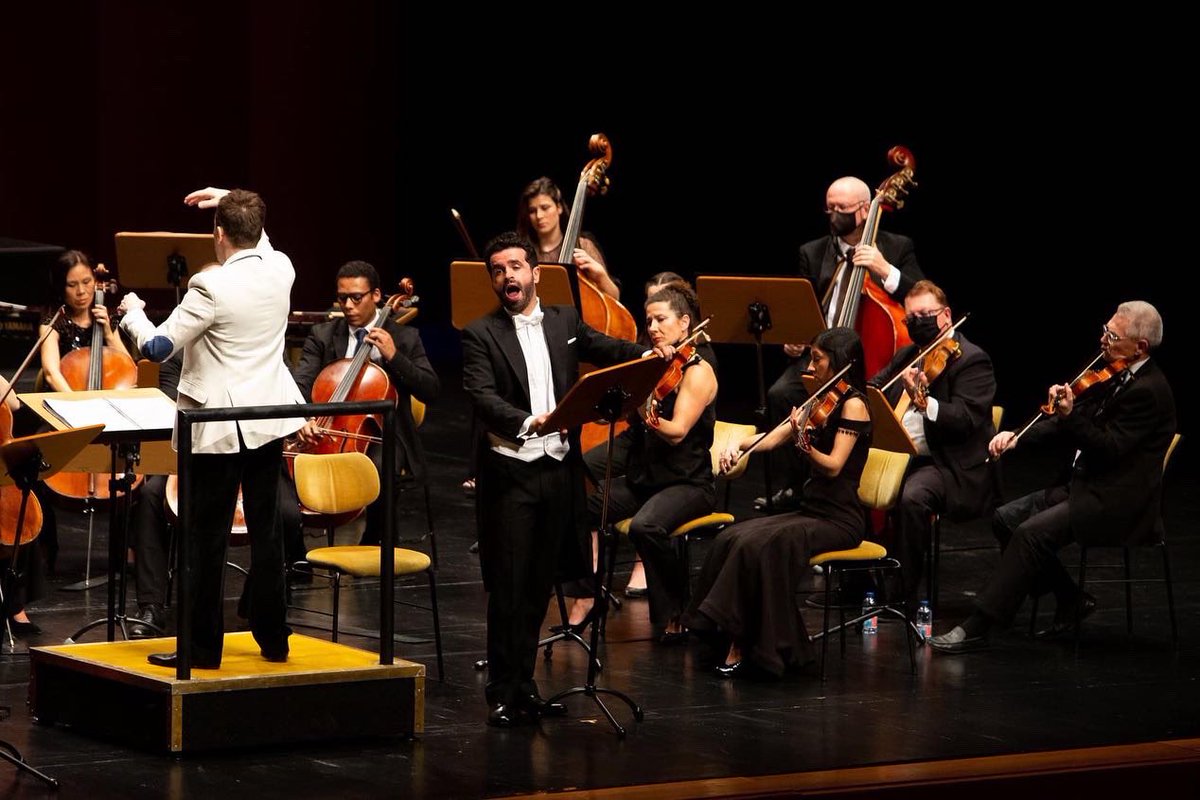 leonelpinheiro's tweet photo. Great photos from our Mahler’s Das Lied Von Der Erde concert in Lisbon at Centro Cultural de Belém https://t.co/kXC1a4jjHB