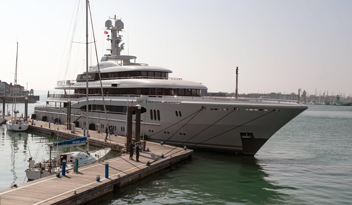 hoffmannoliv1's tweet image. Global #naval #shipyard #refit