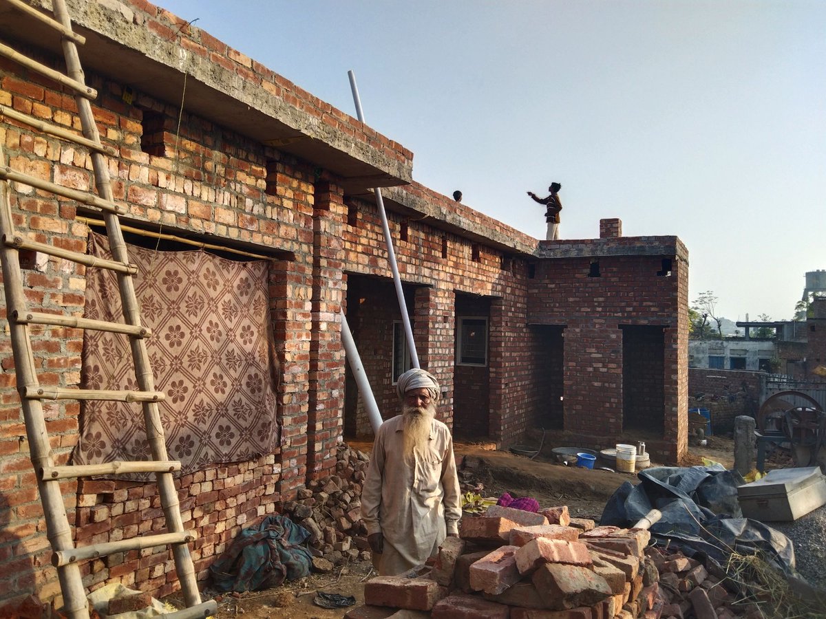 Khalsa_Aid's tweet photo. As part of our Focus Punjab initiative, we are rebuilding homes for families who's homes had become unliveable. The work continues and multiple homes are being built. 

 #KhalsaAid #FocusPunjab #Humanitarianaid #Punjab https://t.co/JMS3sL2kHA