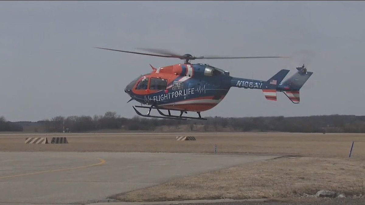 ASTNA2's tweet photo. New #FlightForLife #helicopter; Burlington will be its home base. Crews share what makes this helicopter different from others doing the same job. One of them β it is capable of carrying more life-saving equipment.
Watch>https://t.co/L7tt8LoohT @FlightForLife #HEMS #airmedical https://t.co/9sCrMj6IZ6