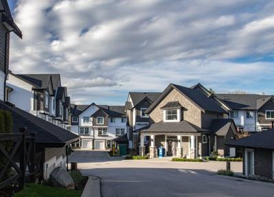 If you’re sitting on the edge of your seat, wondering if your windfall home equity will go up in smoke, know this. Real estate is a strong inflation hedge historically, and people believe that it will continue to be. But there’s a “ advisorstream.com/read/mortgage-…