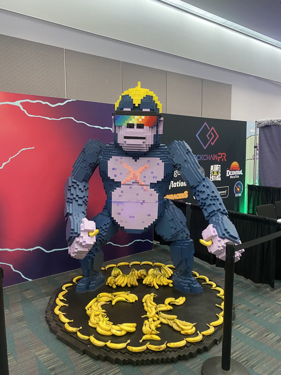 ⁦<a href="/CyberKongz/">CyberKongz</a>⁩ #NFTLA2022 dope