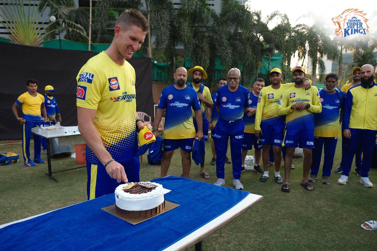 ChennaiIPL's tweet photo. Pride and Pretorius! 💛 The super birthday celebrations 📸! 

#WhistlePodu #Yellove 🦁 https://t.co/tqPLN9PSY4