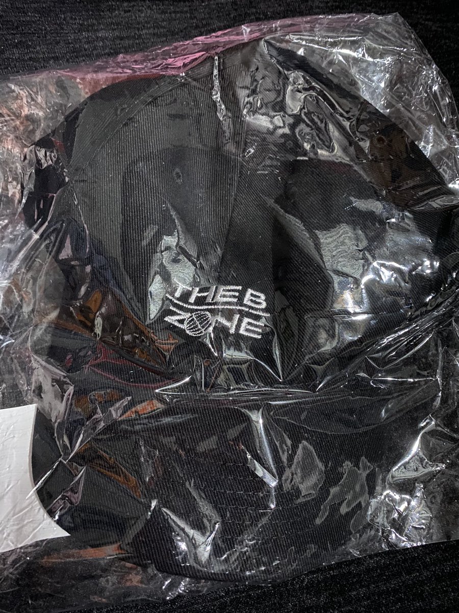 seokminjacob's tweet photo. WTS/LFB PH

The Boyz The B Zone MD - Ball Cap
- onhand
- 850 + lsf
- DM if interested https://t.co/rlBA1CiLYo