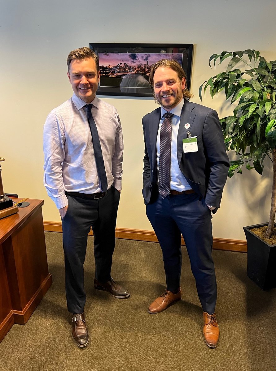 MortgageProsCan's tweet photo. We thank Matt @Jeneroux, MP #Edmonton Riverbend &amp; @CPC_HQ Shadow Minister for Housing, for meeting with us in Ottawa. A positive &amp; informative meeting. Matt has great understanding of the issues. We look forward to future chats. MPC Reps JP &amp; Calgary's Joe Jacobs.#abpoli #cdnpoli https://t.co/1MJOI0DFGr