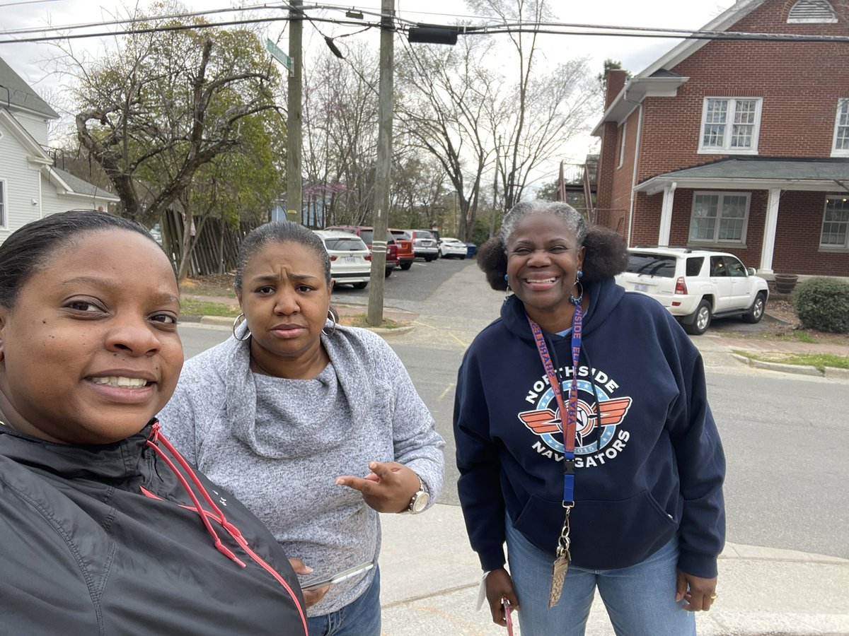 Spring Break Morning “Strolls”. Day 1 and Day 2. #Weoutside !@csharpless1 @APJonesNES