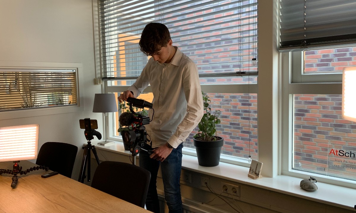 Afgelopen donderdag zijn Nick en Menno bezig geweest met het filmen van klantverhalen voor Kwaliteitsbieb.

Er komen dus mooie video’s en interviews aan! Bekijk ook onze andere content om niks te missen!