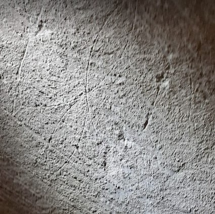 RiverBulbourne's tweet photo. @MedievalG @DrClaringtons @leicestercofe I've found at least 2 possible such crosses at original head height on the tower of St Peters Berkhamsted, consecrated 800 years ago. One may have figure on it? Other is daisywheel in circle. Would they all be in the same style? https://t.co/oWPl7HbdwM