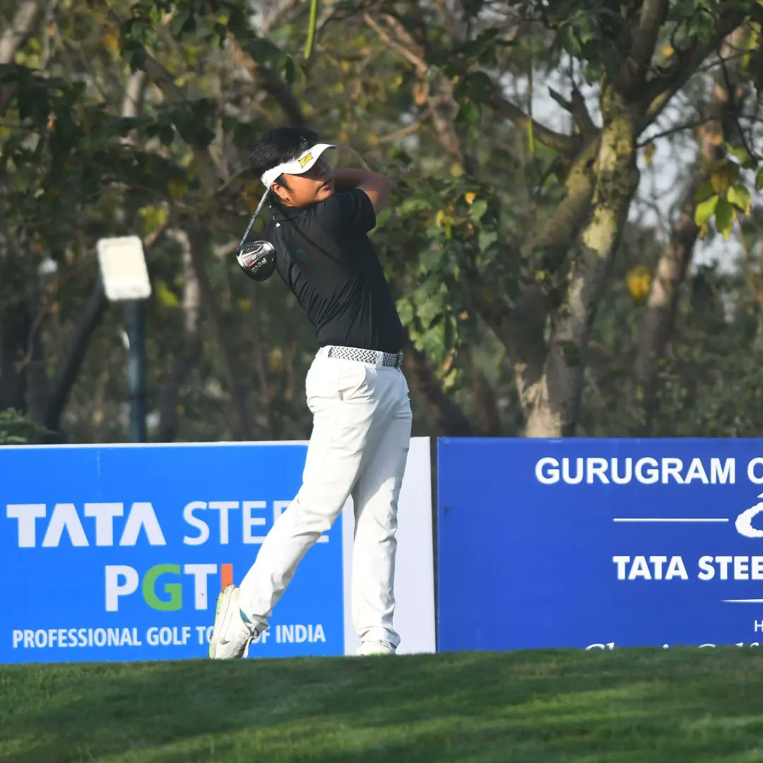 pgtofindia's tweet photo. Indonesia’s @Roryhie returns to happy hunting ground with stunning 63, leads by 2 in Rd 1 #gurugramchallenge2022 @TataSteelLtd PGTI – @ADT_golf #classicgolfandcountryclub
 
#iraalido 2nd; #amritlubana, #tapyghai, @ShamimK80820875, #rajivjatiwal T3

Read: https://t.co/Tr2jEp3c5V https://t.co/9yFyEAw3cU