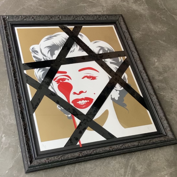 pureevilgallery's tweet photo. Bondage Marilyn, Black Ornate Frame. 🔞
https://t.co/hUbThwzFmv
#bondage #marilyn #streetart #pureevil #ornateframe https://t.co/bBDWlzQqDJ