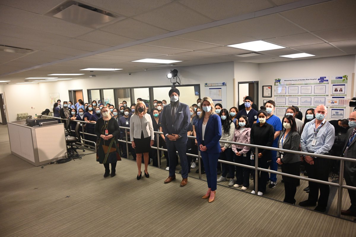 HRHealth_'s tweet photo. We hosted @celliottability, Deputy Premier &amp; Minister of Health, @JillDunlop1, Minister of Colleges &amp; Universities, &amp; @PrabSarkaria, President of the Treasury Board to announce Ontario’s Plan to Stay Open. https://t.co/rrr0uK1xJw
