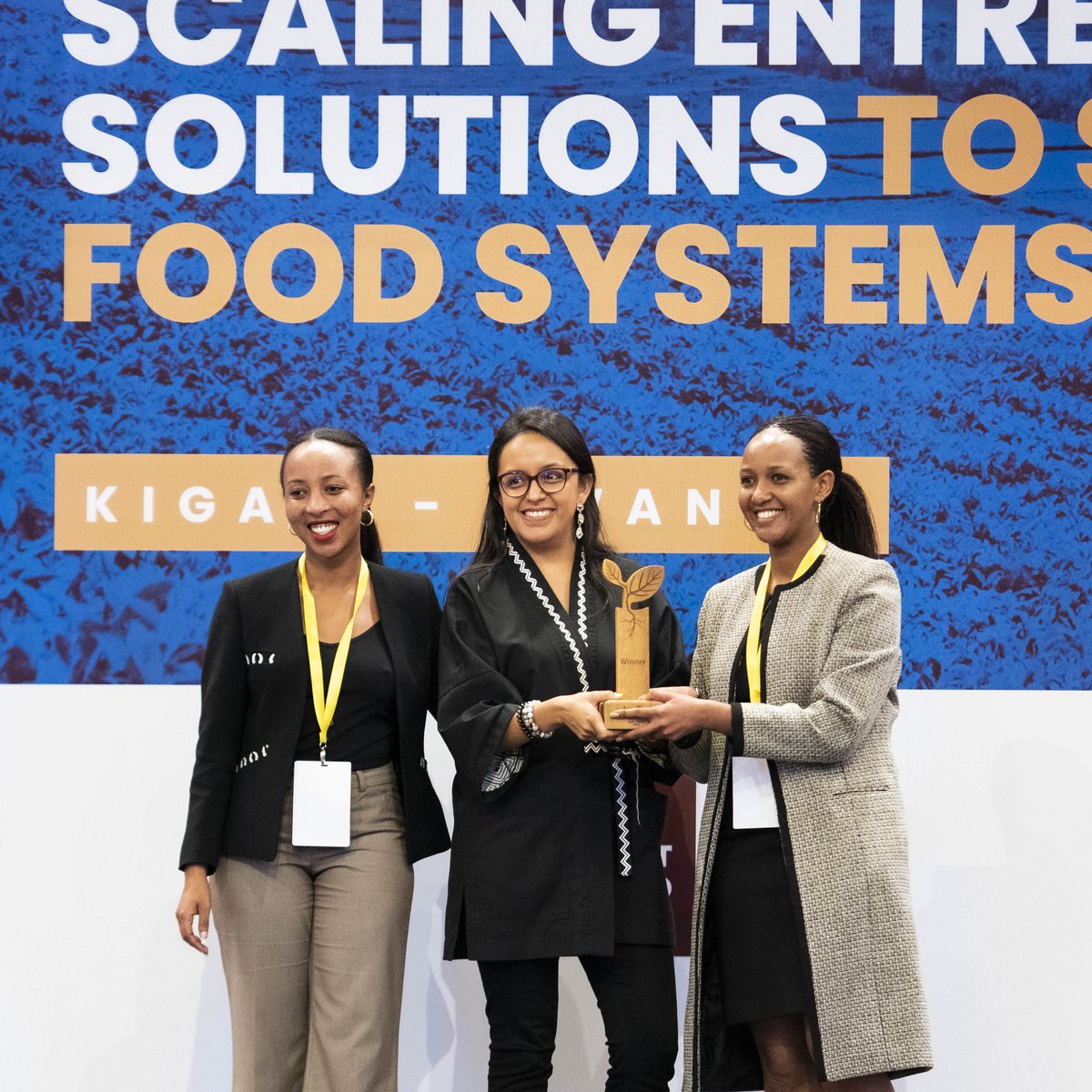 Ladies and gentlemen we're excited to announce that we won the #ignitefoodsystems challenge! Here are some recap photos of the #pitch day!