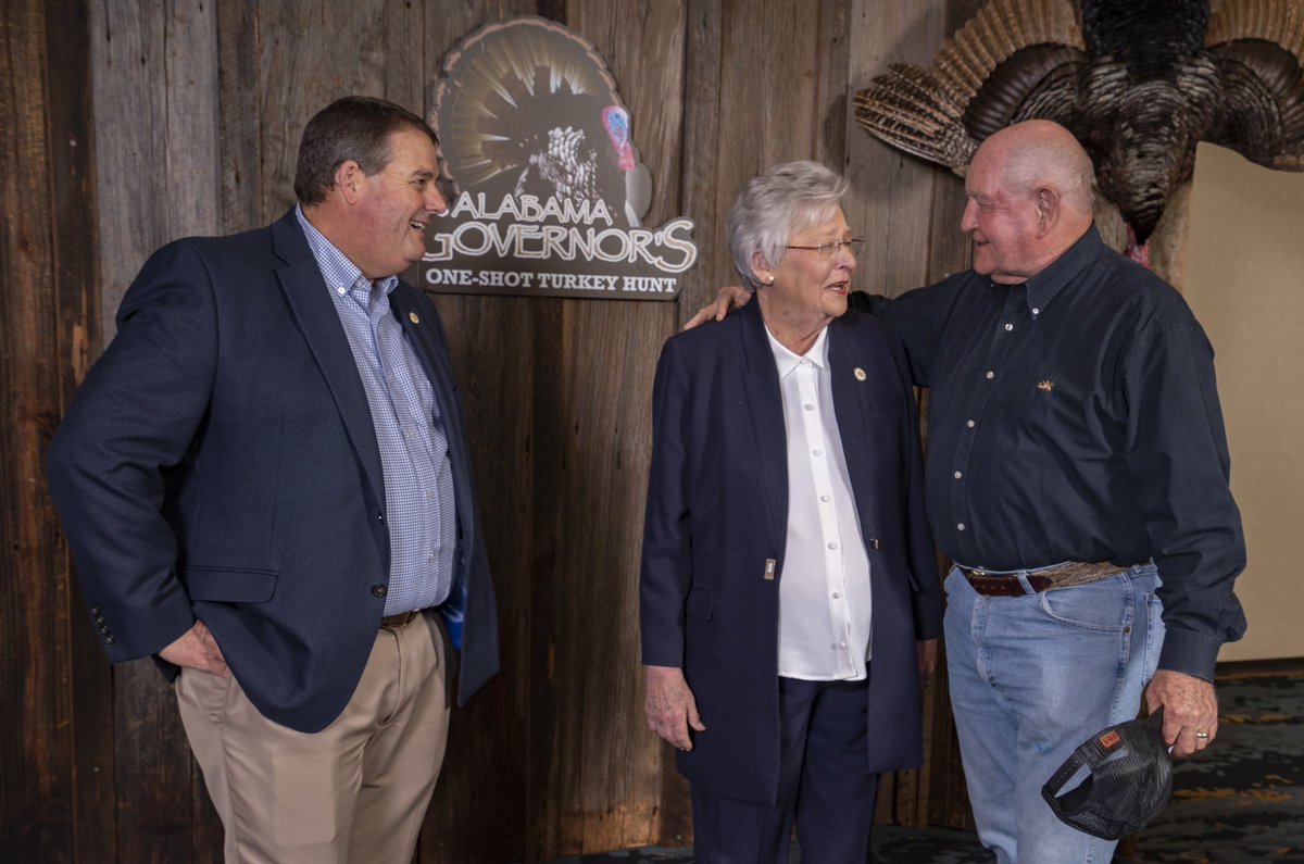 GovernorKayIvey's tweet photo. Last night, the AL Dept. of Conservation &amp; Natural Resources and our Commerce Dept. and I kicked off this year’s 🦃 One Shot Turkey Hunt! The funds raised will support various programs &amp; scholarships for Alabamians. I look forward to announcing the winners on Wednesday! https://t.co/iZF9g2A2zq