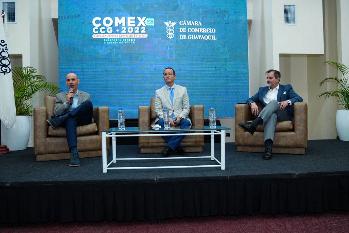 lacamaragye's tweet photo. Continuamos en la #ComexCCG con el Conversatorio “El Comercio Exterior como herramienta para el fortalecimiento empresarial” en la que participan Juan Xavier Sánchez @jxsur, Leonardo Viteri @LVALAW y Juan Carlos Díaz-Granados @JCDGM https://t.co/ZyOJ5KmD77