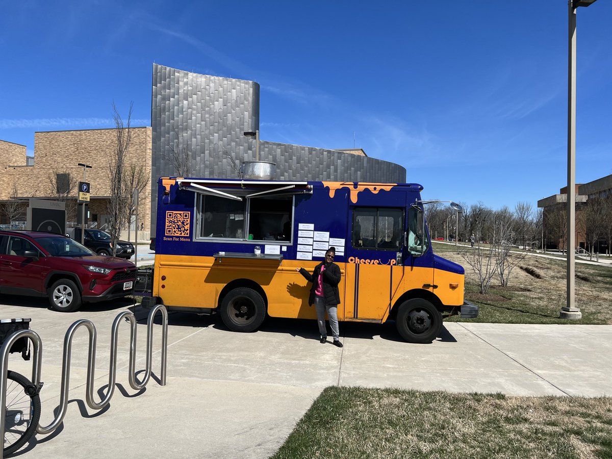 keithjbowman's tweet photo. โฆ@UMBCโฉ #FoodTrucks #CheeseUp https://t.co/p6RA2KQooe
