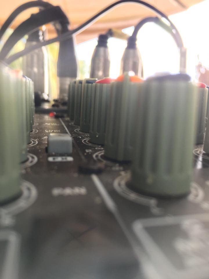 D14538943N's tweet photo. @frasalazar @crema_latam ofrezco mis servicios de Freelancer en Produccion de eventos  para grupos y convenciones, bodas y renta  de equipo audiovisual  en Cancun https://t.co/MsCWG333EL